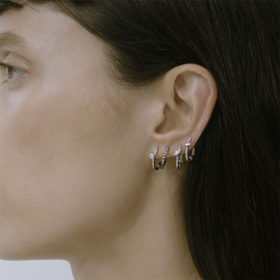 Three mini gold hoop earrings BALANCE | SET 3 OVAL XSAU18B CT 0,41